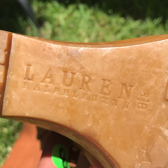 Boots - Picture 3 of 5